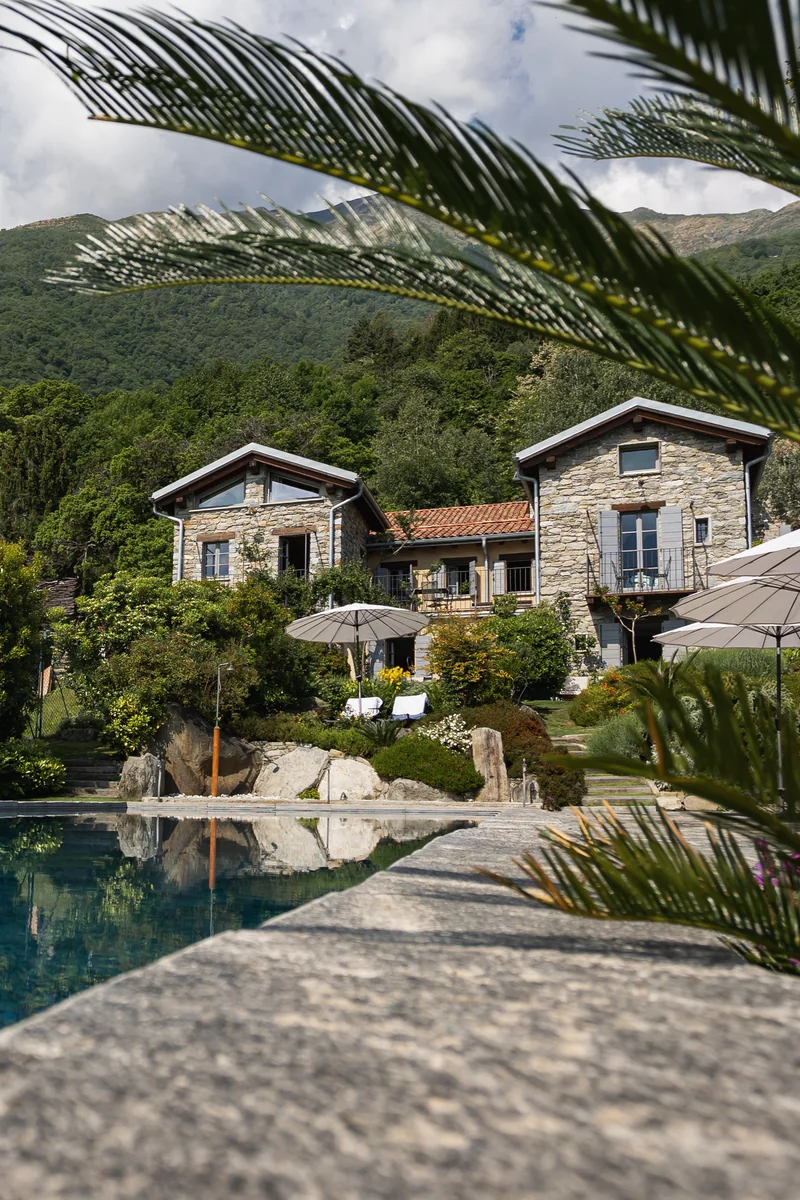 The Treterre farmhouse and its garden above Lake Como